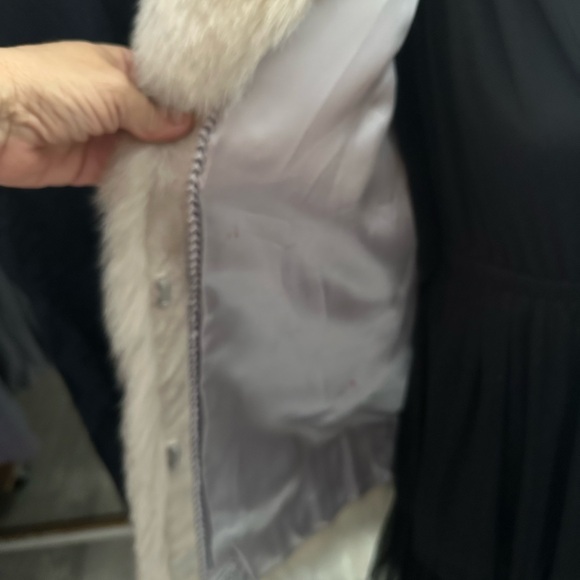 Vintage Saga Fox Jacket - Picture 7 of 10